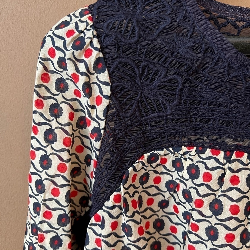 French Connection Brand New Size XS Utility Blue Blouse w/ Lace Boho Cottagecore - Picture 4 of 8